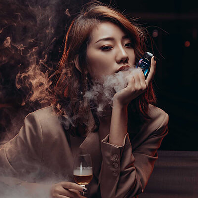 Design, ergonomie a odolnost - GeekVape Aegis Pod - elektronická cigareta